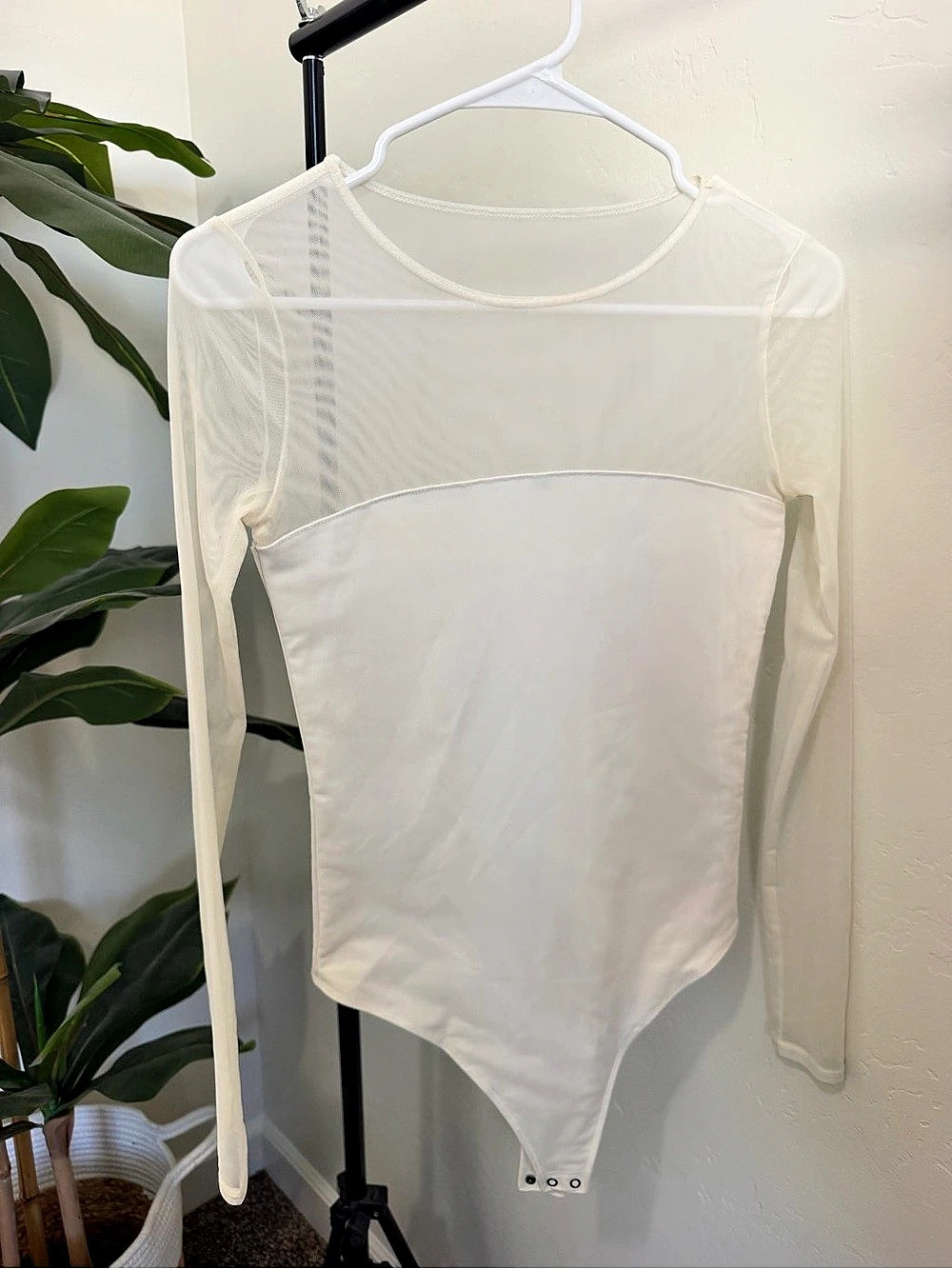 Abercrombie & Fitch Soft A&F Collection bodysuit Long Sleeve Bodysuit in White